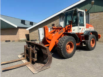 Kolový nakladač Case 521D: obrázek 4