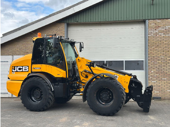 Teleskopický kolový nakladač JCB TM320
