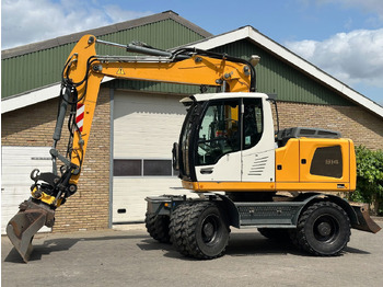 Kolesové rýpadlo LIEBHERR A 914