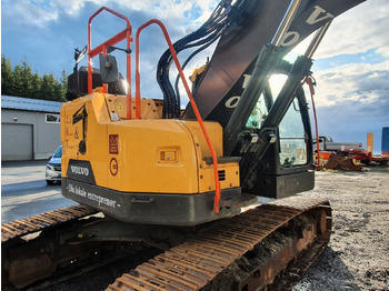 Pásové rýpadlo Volvo ECR235EL: obrázek 3