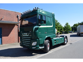 Tahač DAF XF 530
