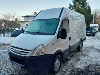 Furgon IVECO Daily 35s14