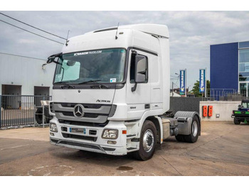 Tahač MERCEDES-BENZ Actros 1844