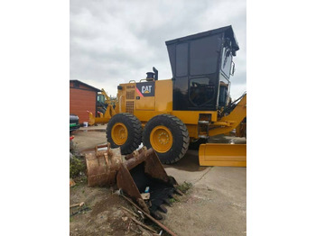 Grejdr CATERPILLAR 140K