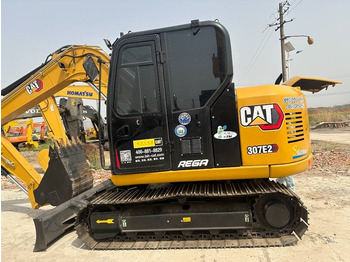 Mini rýpadlo CAT 307E2: obrázek 2