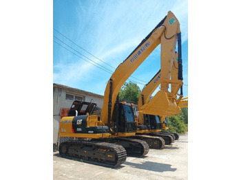 Pásové rýpadlo CATERPILLAR 320D2