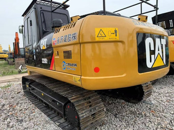 Pásové rýpadlo CAT 320D2 [ Copy ]: obrázek 4