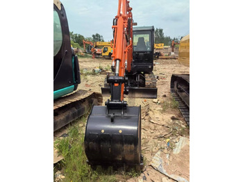 Pásové rýpadlo DOOSAN DX60