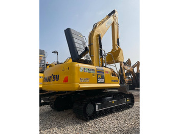 Pásové rýpadlo KOMATSU PC200