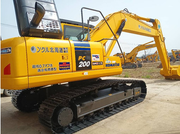 Pásové rýpadlo KOMATSU PC200-8