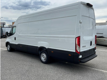 Furgon Iveco DAILY VAN, 3.0 D 176k, 35S18H V Evolution H3: obrázek 2
