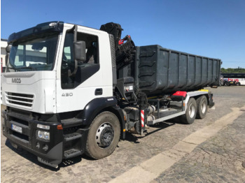 Hákový nosič kontejnerů IVECO Stralis