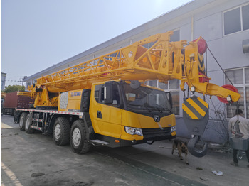Stavební technika XCMG QY50KC