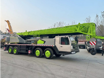 Autojeřáb ZOOMLION ZTC700V