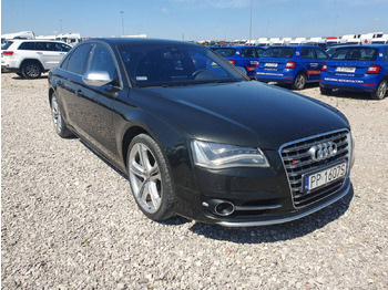 Sedan AUDI