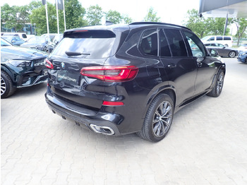 SUV BMW X5 SUV: obrázek 3