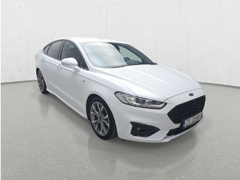 Osobní auto FORD