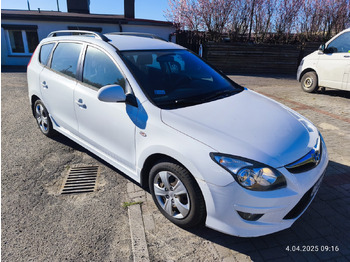 Osobní auto HYUNDAI