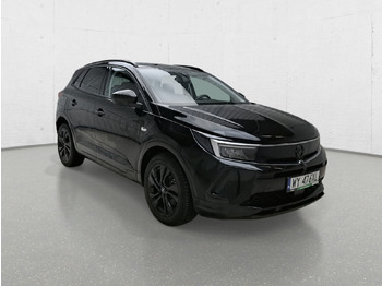 Osobní auto OPEL