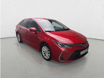 Sedan TOYOTA
