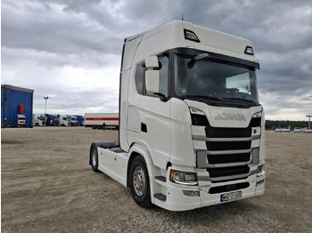 Tahač SCANIA S 450