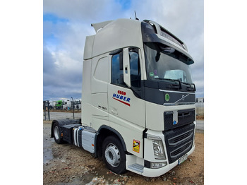 Tahač VOLVO FH 460