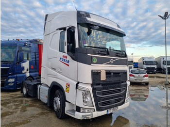 Tahač VOLVO FH 460