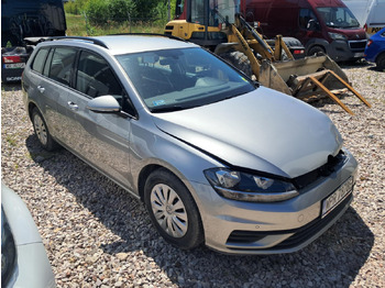 Osobní auto VOLKSWAGEN