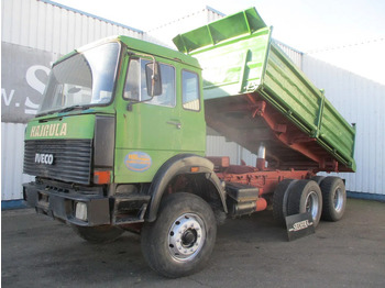 Sklápěč IVECO Magirus