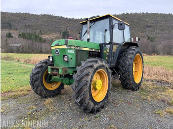 Traktor JOHN DEERE 1640