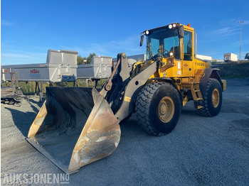 Kolový nakladač VOLVO L90