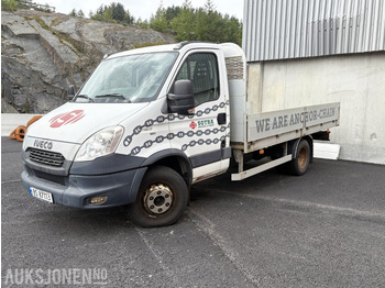 Nákladní automobil valníkový/ Plošinový IVECO Daily