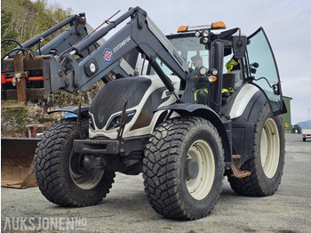 Traktor VALTRA T144