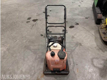 Válec 2019 Husqvarna LF75 vibroplate: obrázek 5 Válec 2019 Husqvarna LF75 vibroplate: obrázek 5