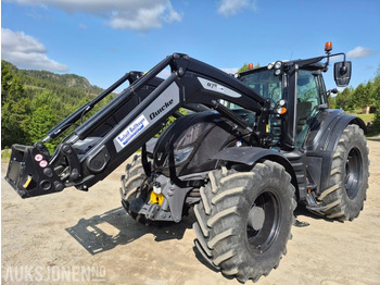 Traktor VALTRA T234