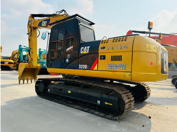 Pásové rýpadlo CATERPILLAR 320CL