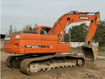 Pásové rýpadlo DOOSAN DH150