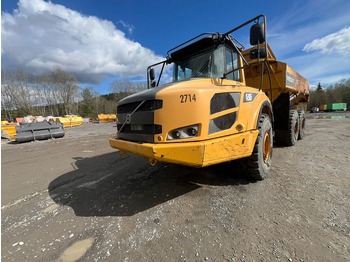 Kloubový sklápěč VOLVO A30