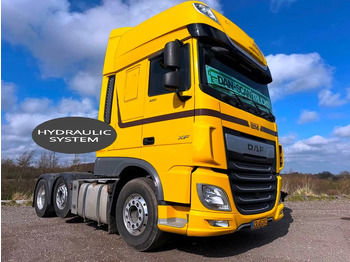 Tahač DAF XF 530