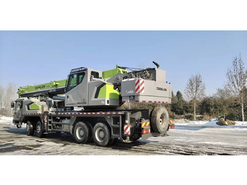 Autojeřáb Zoomlion ZTC350: obrázek 2