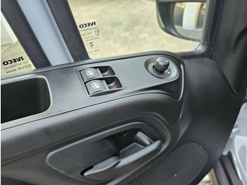 Furgon, Dodávka s dvojitou kabinou IVECO Daily 35S18HA8V DOKA Hi-Matic 12m³ 2xSchiebetür...: obrázek 2 Furgon, Dodávka s dvojitou kabinou IVECO Daily 35S18HA8V DOKA Hi-Matic 12m³ 2xSchiebetür...: obrázek 2