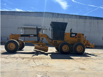 Grejdr CATERPILLAR 140K