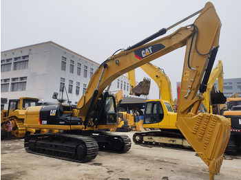 Pásové rýpadlo CAT 330D Excavator: obrázek 5