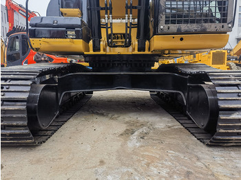 Pásové rýpadlo CAT 330D Excavator: obrázek 4