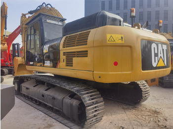 Pásové rýpadlo CATERPILLAR 330D2L