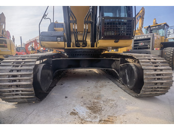 Pásové rýpadlo CAT 330D2L Excavator: obrázek 4