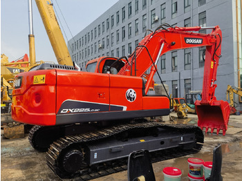 Pásové rýpadlo DOOSAN DX225LC