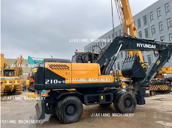 Kolesové rýpadlo HYUNDAI