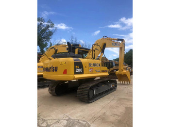 Pásové rýpadlo KOMATSU PC200-8