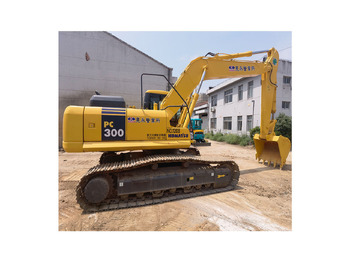 Pásové rýpadlo KOMATSU PC300-7